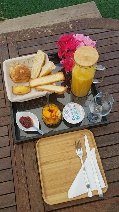 Chambres D Hotes A 20 Pas De La Plage 鲁西亚纳 外观 照片