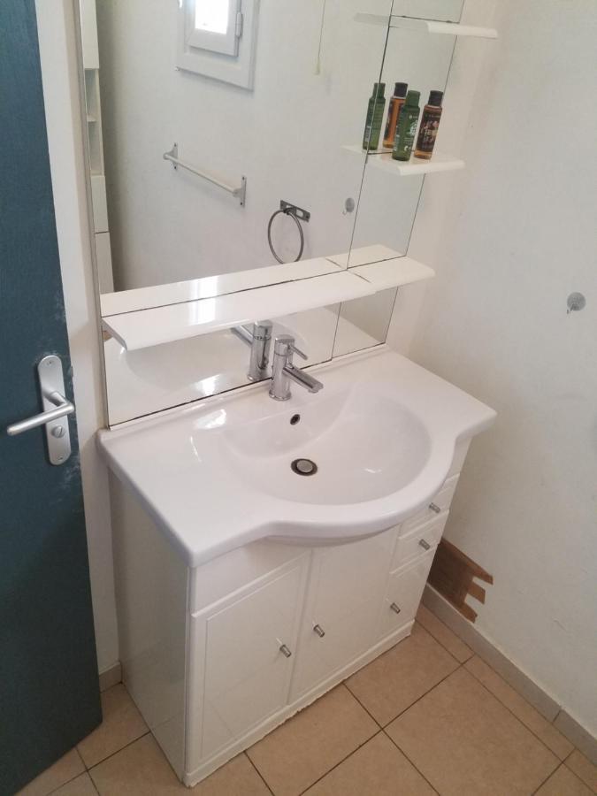 Chambres D Hotes A 20 Pas De La Plage 鲁西亚纳 外观 照片