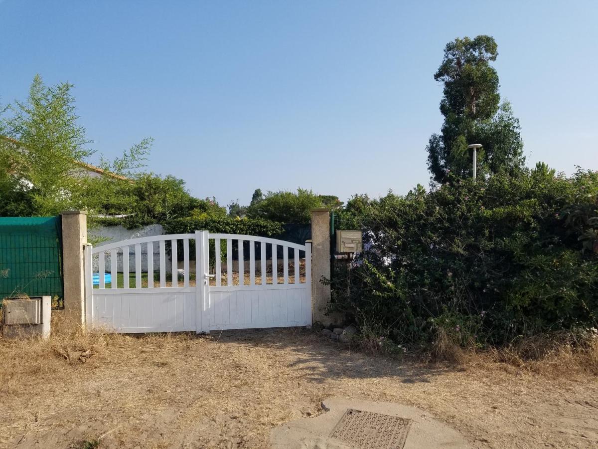 Chambres D Hotes A 20 Pas De La Plage 鲁西亚纳 外观 照片