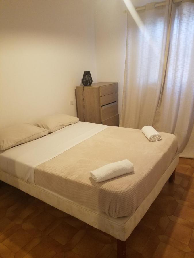 Chambres D Hotes A 20 Pas De La Plage 鲁西亚纳 外观 照片